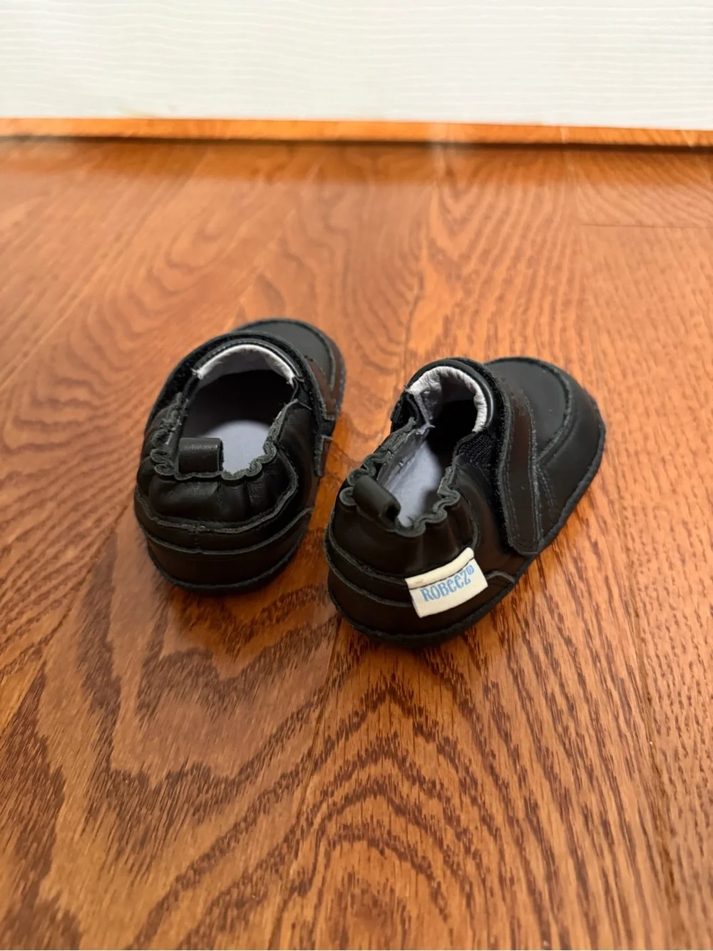 Robeez- Classic Black Kids Leather Soft Bottom Shoes- Size 3
